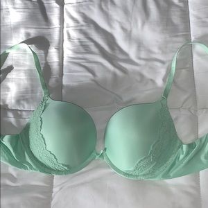 VS Lime Green Push up bra 💚